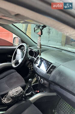 Внедорожник / Кроссовер Mitsubishi Outlander XL 2008 в 