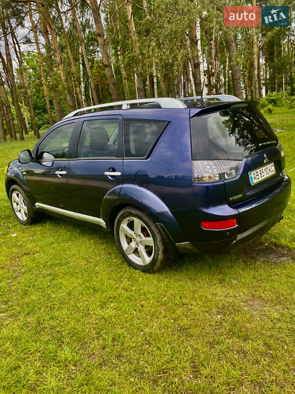 Внедорожник / Кроссовер Mitsubishi Outlander XL 2008 в Виннице