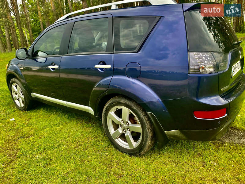Mitsubishi Outlander XL 2008
