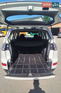 Внедорожник / Кроссовер Mitsubishi Outlander XL 2008 в 