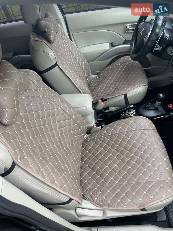 Внедорожник / Кроссовер Mitsubishi Outlander XL 2007 в Долине