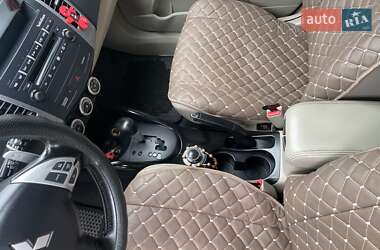 Внедорожник / Кроссовер Mitsubishi Outlander XL 2007 в 