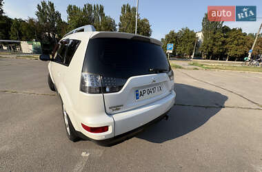 Внедорожник / Кроссовер Mitsubishi Outlander XL 2010 в 
