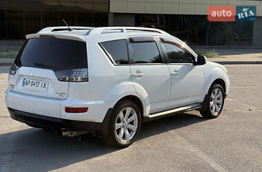 Внедорожник / Кроссовер Mitsubishi Outlander XL 2010 в 