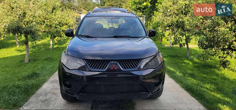 Внедорожник / Кроссовер Mitsubishi Outlander XL 2007 в Львове фото 2 Внедорожник / Кроссовер Mitsubishi Outlander XL 2007 в Львове