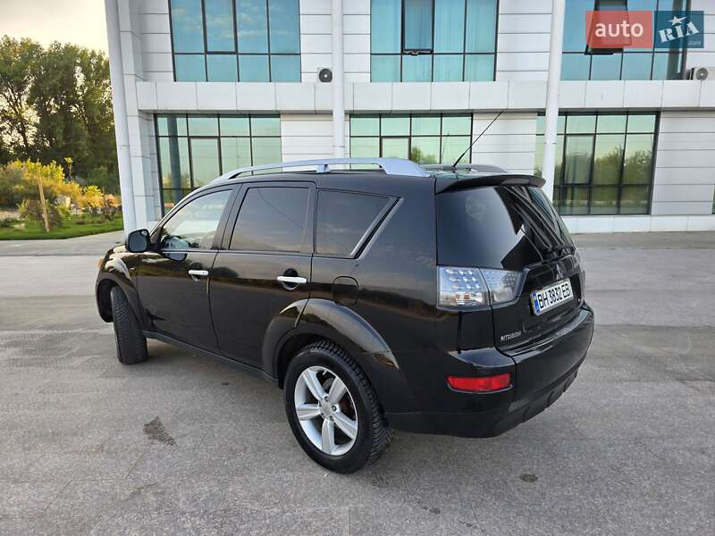 Внедорожник / Кроссовер Mitsubishi Outlander XL 2007 в Одессе фото 14 Внедорожник / Кроссовер Mitsubishi Outlander XL 2007 в Одессе