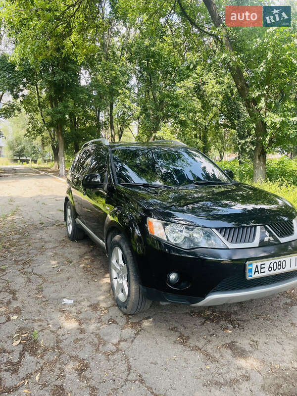 Mitsubishi Outlander XL 2008 Mitsubishi Outlander XL 2008