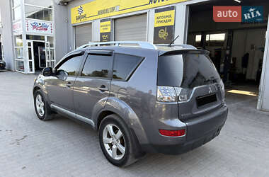 Позашляховик / Кросовер Mitsubishi Outlander XL 2008 в 