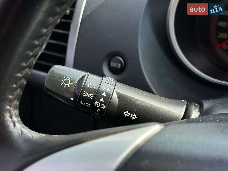 Позашляховик / Кросовер Mitsubishi Outlander XL 2008 в Вінниці