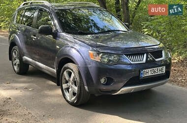 Внедорожник / Кроссовер Mitsubishi Outlander XL 2008 в Киеве