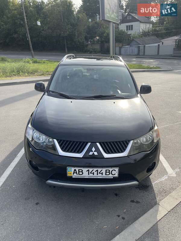 Позашляховик / Кросовер Mitsubishi Outlander XL 2008 в Вінниці