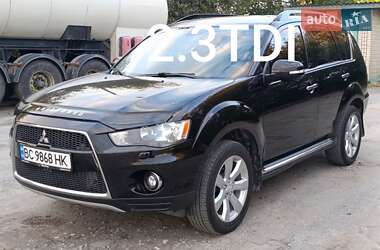 Внедорожник / Кроссовер Mitsubishi Outlander XL 2010 в Теофиполе