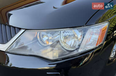 Внедорожник / Кроссовер Mitsubishi Outlander XL 2007 в 