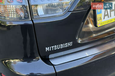 Внедорожник / Кроссовер Mitsubishi Outlander XL 2007 в 