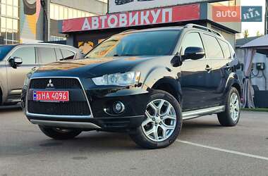 Внедорожник / Кроссовер Mitsubishi Outlander XL 2010 в Киеве