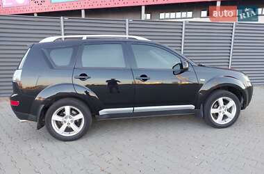 Внедорожник / Кроссовер Mitsubishi Outlander XL 2008 в 