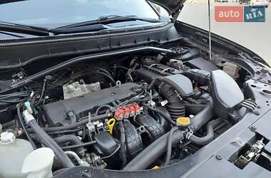 Внедорожник / Кроссовер Mitsubishi Outlander XL 2008 в 