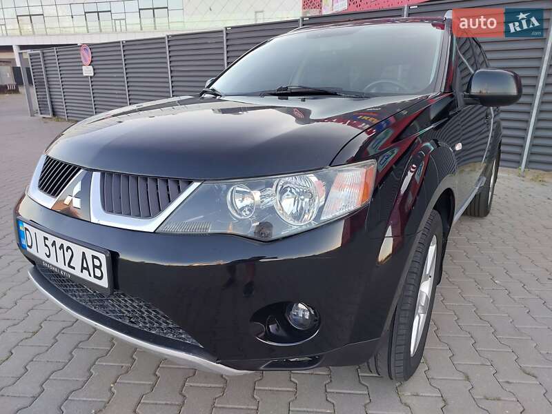 Внедорожник / Кроссовер Mitsubishi Outlander XL 2008 в 