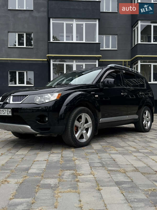 Mitsubishi Outlander XL 2008