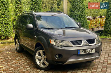 Внедорожник / Кроссовер Mitsubishi Outlander XL 2009 в 