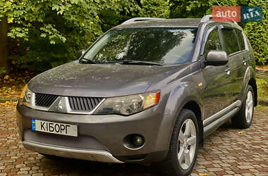 Внедорожник / Кроссовер Mitsubishi Outlander XL 2009 в 