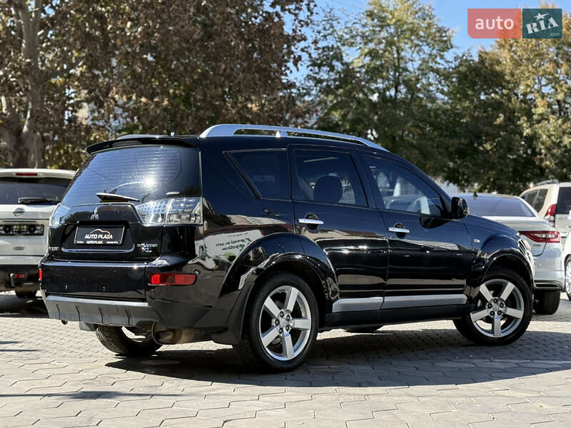 Внедорожник / Кроссовер Mitsubishi Outlander XL 2007 в Одессе