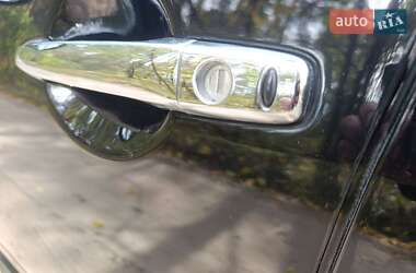 Внедорожник / Кроссовер Mitsubishi Outlander XL 2010 в 