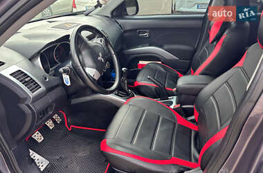 Внедорожник / Кроссовер Mitsubishi Outlander XL 2008 в 