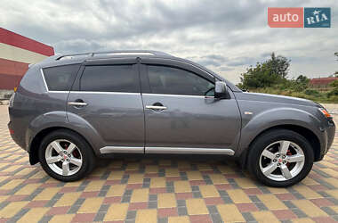 Внедорожник / Кроссовер Mitsubishi Outlander XL 2008 в 