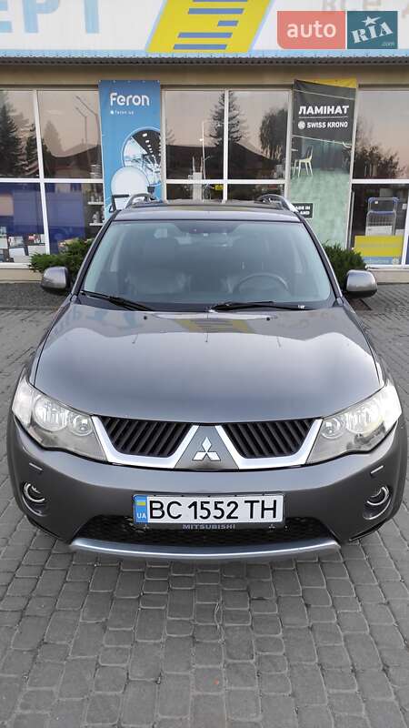 Внедорожник / Кроссовер Mitsubishi Outlander XL 2008 в Самборе