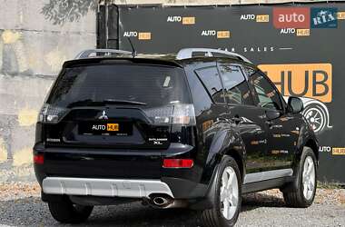 Внедорожник / Кроссовер Mitsubishi Outlander XL 2008 в 