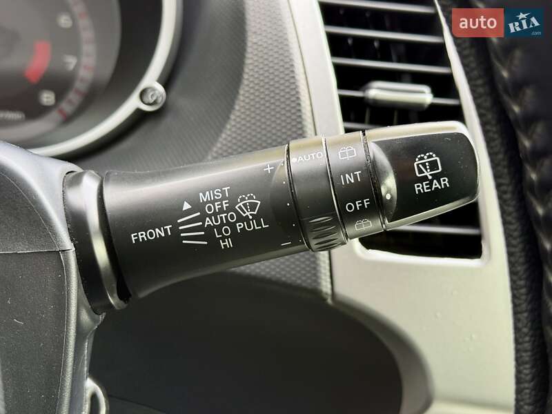 Внедорожник / Кроссовер Mitsubishi Outlander XL 2008 в Харькове