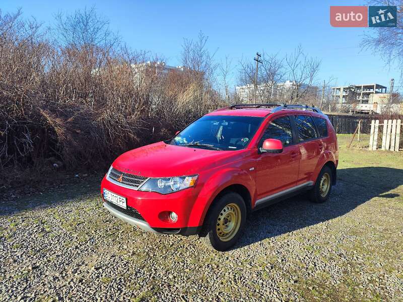 Позашляховик / Кросовер Mitsubishi Outlander XL 2008 в Львові