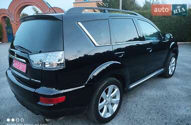 Внедорожник / Кроссовер Mitsubishi Outlander XL 2011 в 
