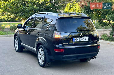 Внедорожник / Кроссовер Mitsubishi Outlander XL 2006 в 