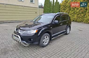 Позашляховик / Кросовер Mitsubishi Outlander XL 2008 в Львові