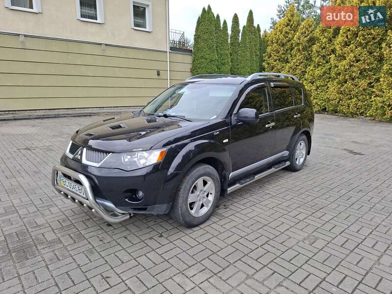 Mitsubishi Outlander XL 2008