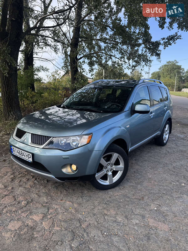 Mitsubishi Outlander XL 2008