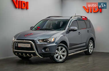Внедорожник / Кроссовер Mitsubishi Outlander XL 2010 в Киеве