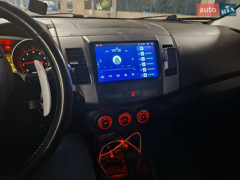 Внедорожник / Кроссовер Mitsubishi Outlander XL 2007 в Днепре фото 7 Внедорожник / Кроссовер Mitsubishi Outlander XL 2007 в Днепре