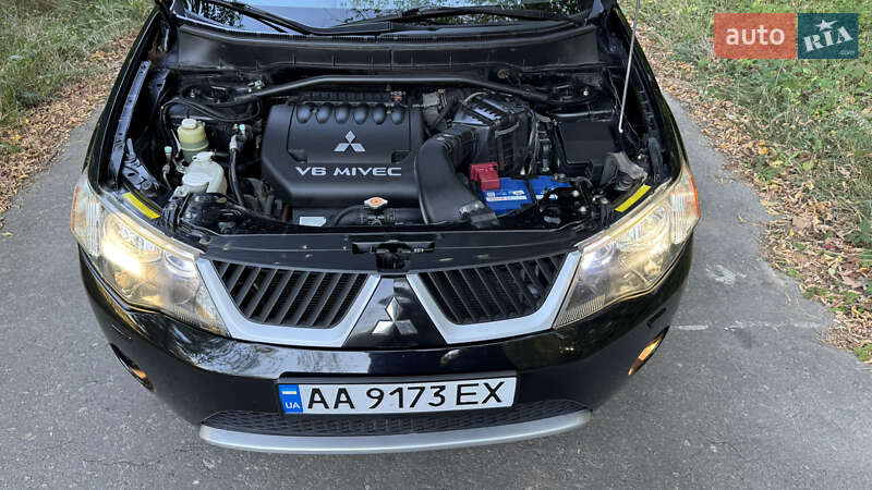 Внедорожник / Кроссовер Mitsubishi Outlander XL 2008 в Белой Церкви фото 28 Внедорожник / Кроссовер Mitsubishi Outlander XL 2008 в Белой Церкви