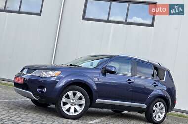 Внедорожник / Кроссовер Mitsubishi Outlander XL 2009 в 