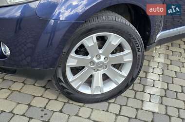 Внедорожник / Кроссовер Mitsubishi Outlander XL 2009 в 
