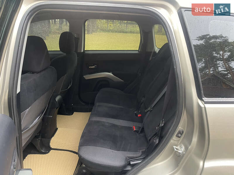 Внедорожник / Кроссовер Mitsubishi Outlander XL 2008 в Чернигове фото 23 Внедорожник / Кроссовер Mitsubishi Outlander XL 2008 в Чернигове