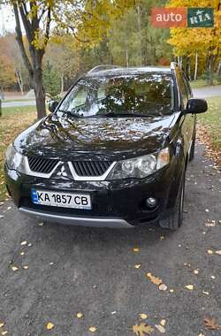 Позашляховик / Кросовер Mitsubishi Outlander XL 2009 в Хмельницькому