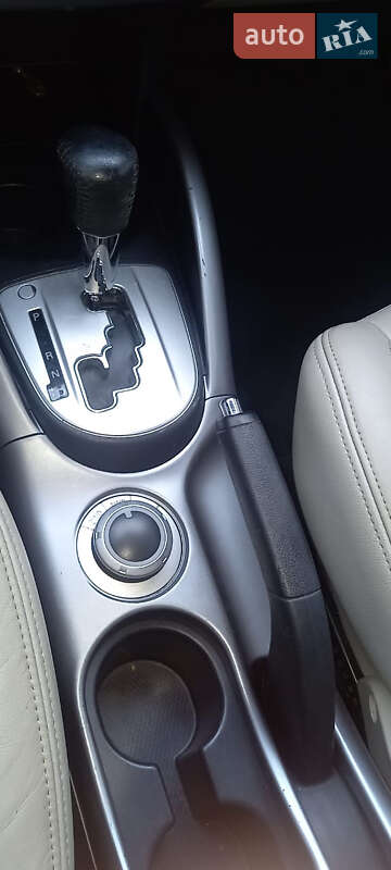 Внедорожник / Кроссовер Mitsubishi Outlander XL 2008 в Одессе