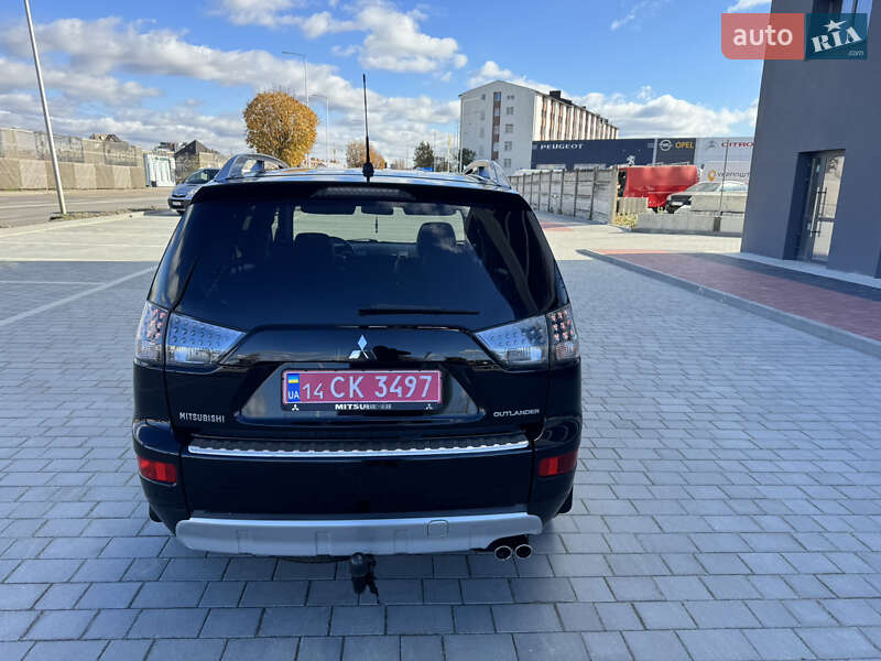 Позашляховик / Кросовер Mitsubishi Outlander XL 2008 в Івано-Франківську