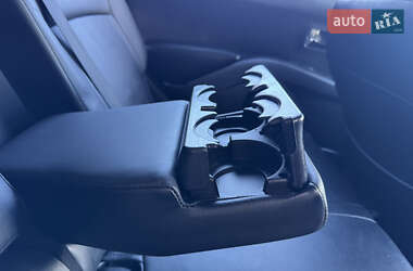 Позашляховик / Кросовер Mitsubishi Outlander XL 2008 в 