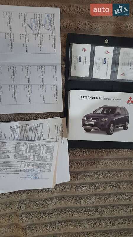 Внедорожник / Кроссовер Mitsubishi Outlander XL 2009 в Хмельницком