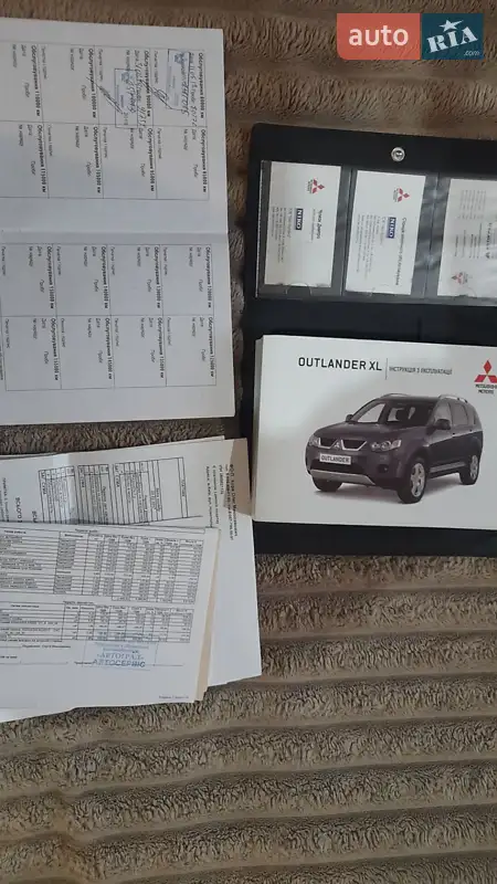 Внедорожник / Кроссовер Mitsubishi Outlander XL 2009 в Хмельницком документ